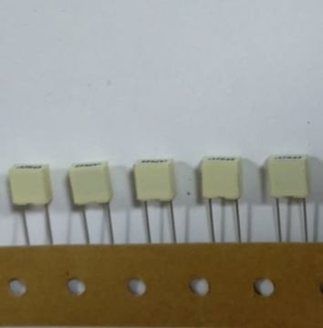 470nF MKM Kutu Tip Kondansatör BA:5mm