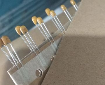 22pF 63V Multi Kondansatör BA:2.5mm