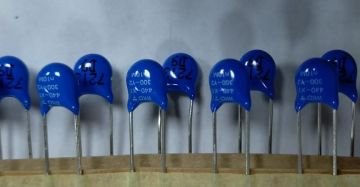 100pF 440V AC Kondansatör BA:5mm