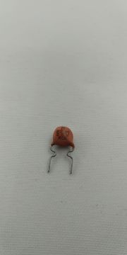 220pF Mercimek Kondansatör BA:8mm