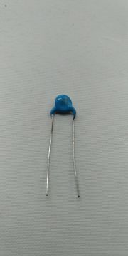 470pF 2KV  Kondansatör BA:8mm