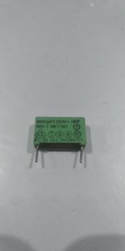 3.9 nF 250V AC Polyester Kondansatör BA:15mm