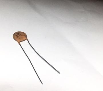 200nF 12V Seramik Kondansatör BA:8mm